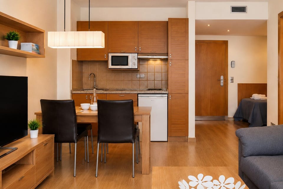 Entrance / Reception