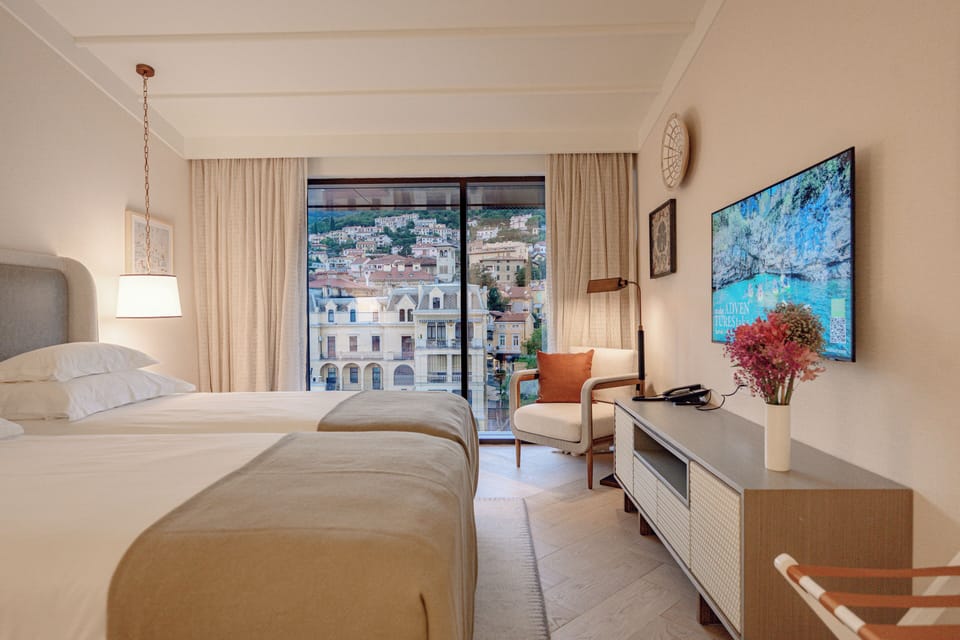 Superior Double/Twin Room Opatija View | Down comforters, minibar, in-room safe, desk