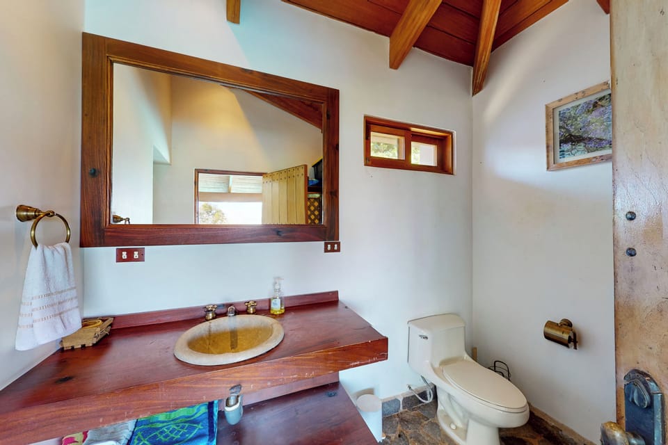Mtn-view Farmhouse w/ Pool in Atenas Cottage in Alajuela Province