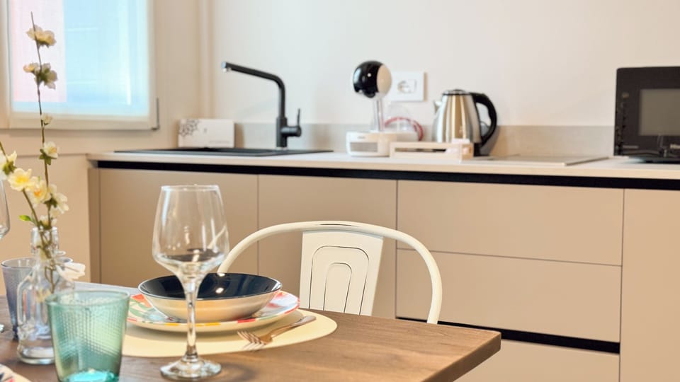 Studio (0 Bedroom) | Private kitchenette | Espresso maker, microwave, highchair