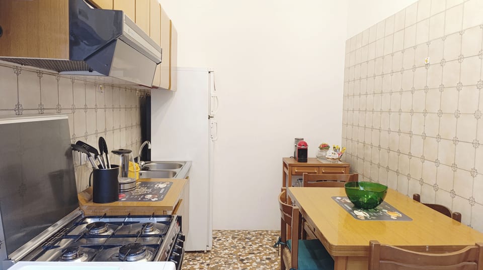 Apartment (1 Bedroom) | Private kitchen | Espresso maker, microwave, oven, stovetop