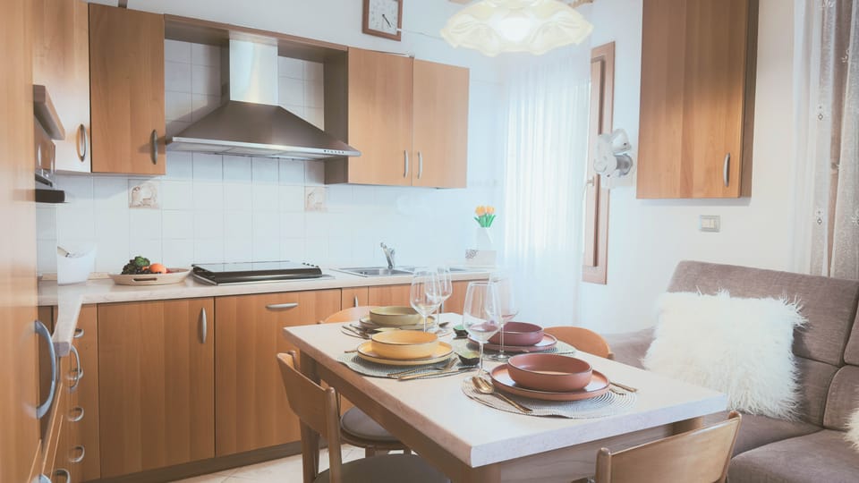 Apartment (1 Bedroom) | Private kitchen | Microwave, oven, stovetop, dishwasher