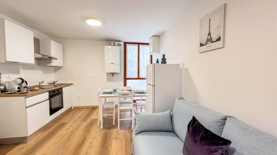Apartment (1 Bedroom) | Private kitchen | Espresso maker, microwave, stovetop, electric kettle