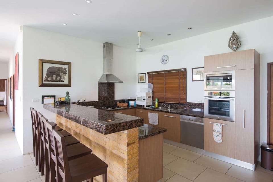 Panoramic Villa, 4 Bedrooms, Sea View | Private kitchen | Full-size fridge, microwave, oven, stovetop