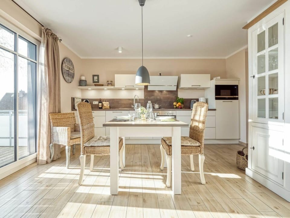 House | Dining