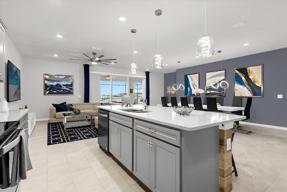House (Multiple Bedrooms) | Interior