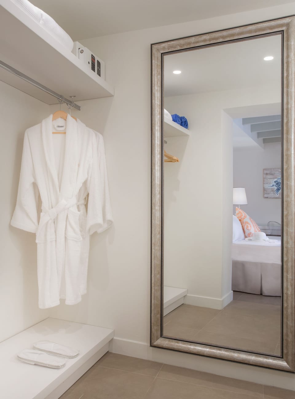 Premium Residence Sea View & Private Garden | Egyptian cotton sheets, premium bedding, in-room safe
