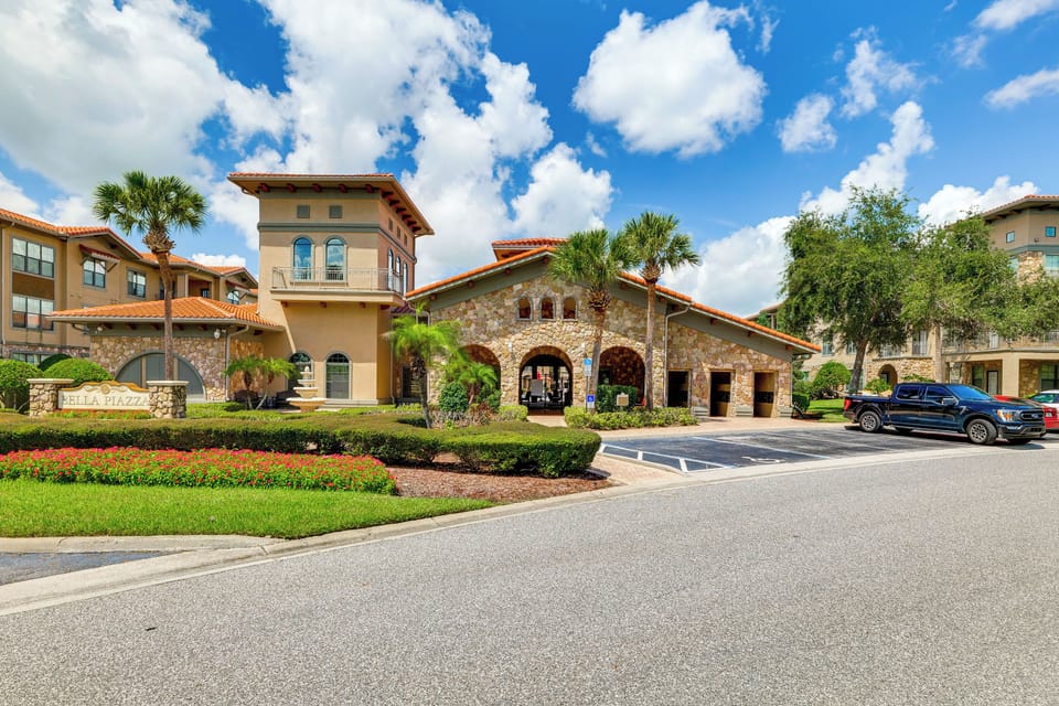 Bella Piazza Community Amenities