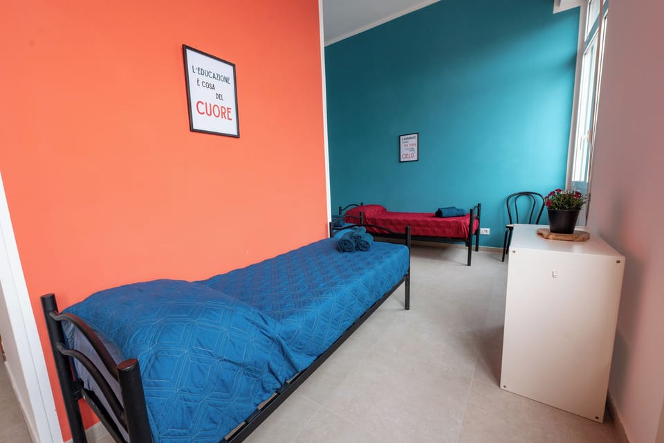 Room | WiFi (free)