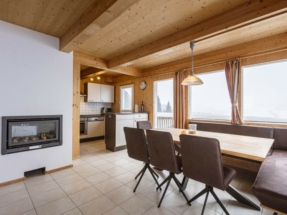 Chalet | Dining