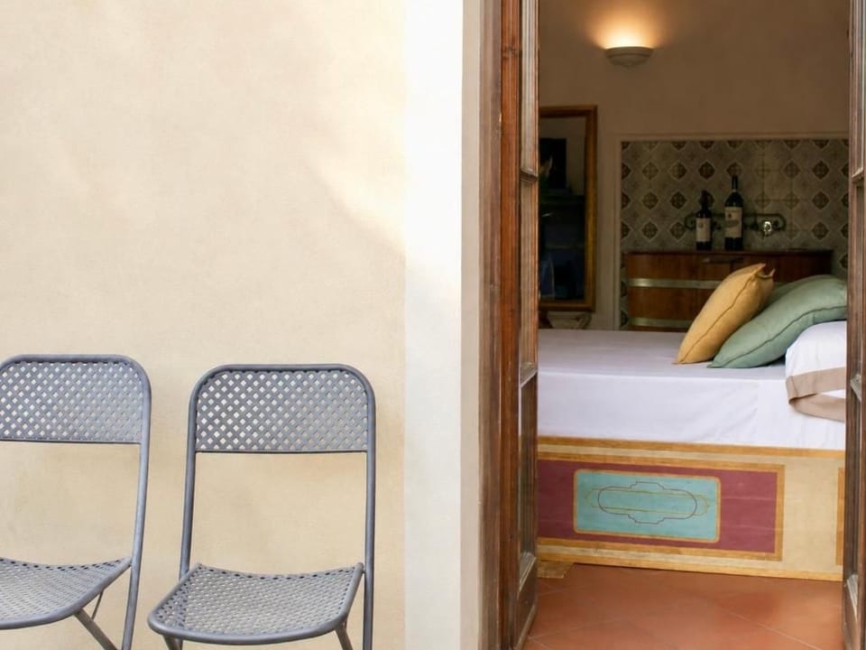 Deluxe Double Room, Pool View | In-room safe, WiFi (free)