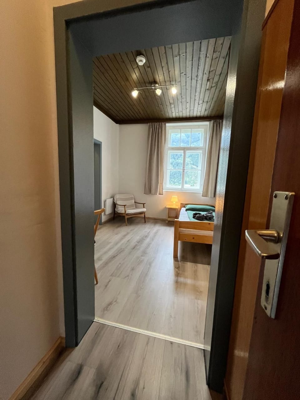 Single Room, Mountain View | Interior