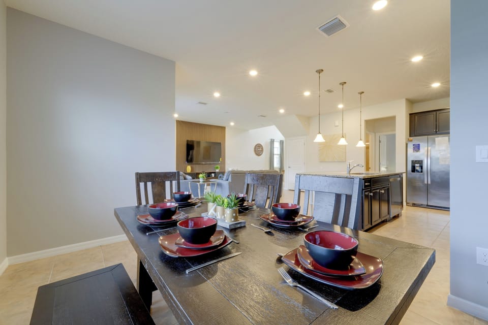 House (5 Bedrooms) | Interior