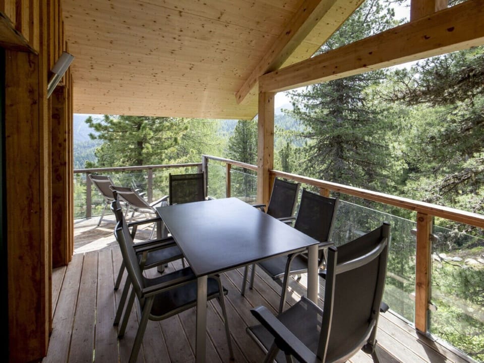 Chalet | Outdoor dining