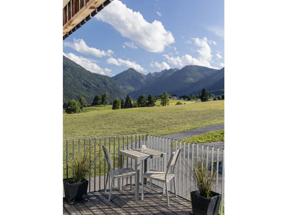 House | Outdoor dining
