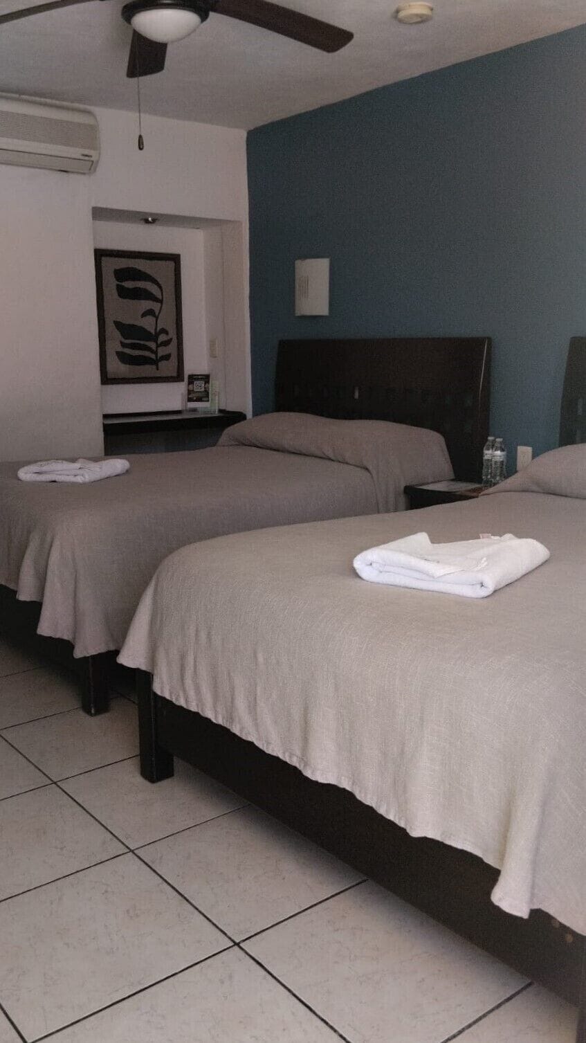 Basic Double Room, 2 Double Beds | Air conditioning