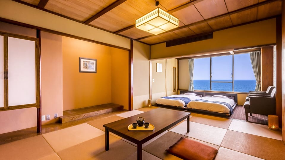 In-room safe, desk, WiFi (free)