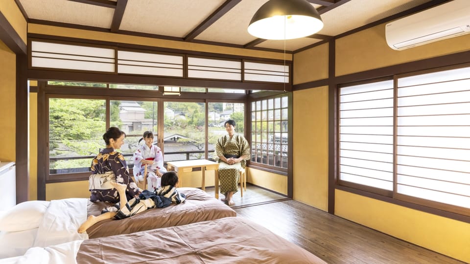 Superior Western Style Room with Bath (Garden View), Non-Smoking | In-room safe, desk, WiFi (free)