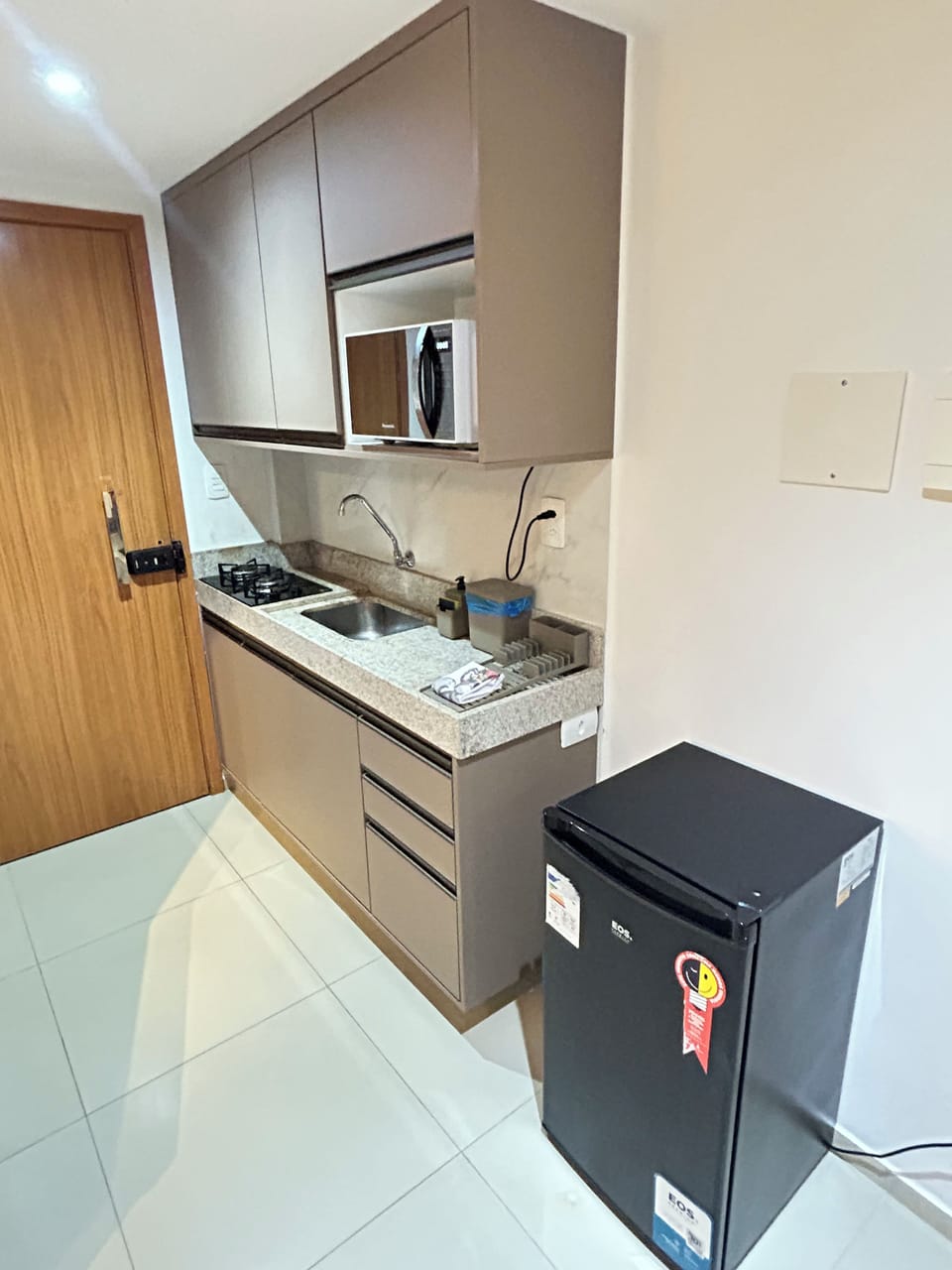 Apartment | Private kitchen | Mini-fridge, microwave, stovetop, electric kettle