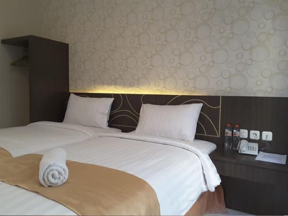 Superior Twin Room | Desk, WiFi (free)