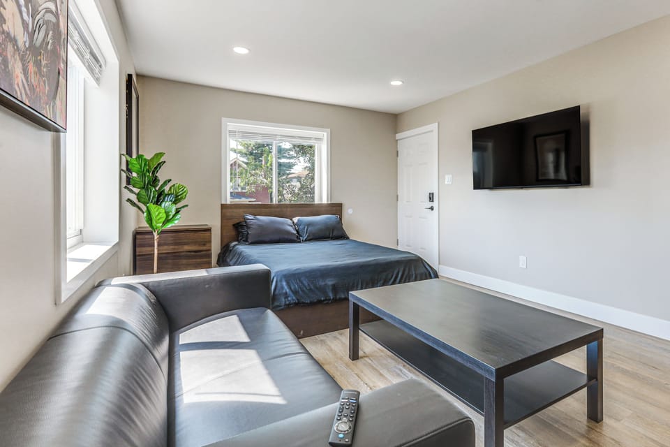 7 Mi to Dtwn! Cincinnati Couple's Escape Apartment in Cincinnati