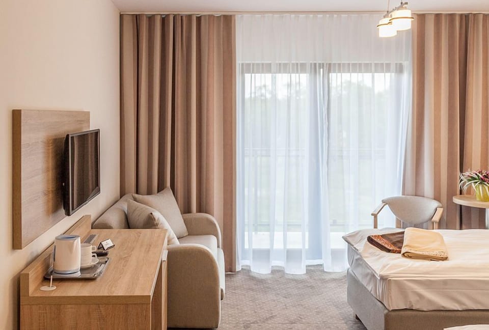 Double or Twin Room | Premium bedding, in-room safe, desk, free WiFi