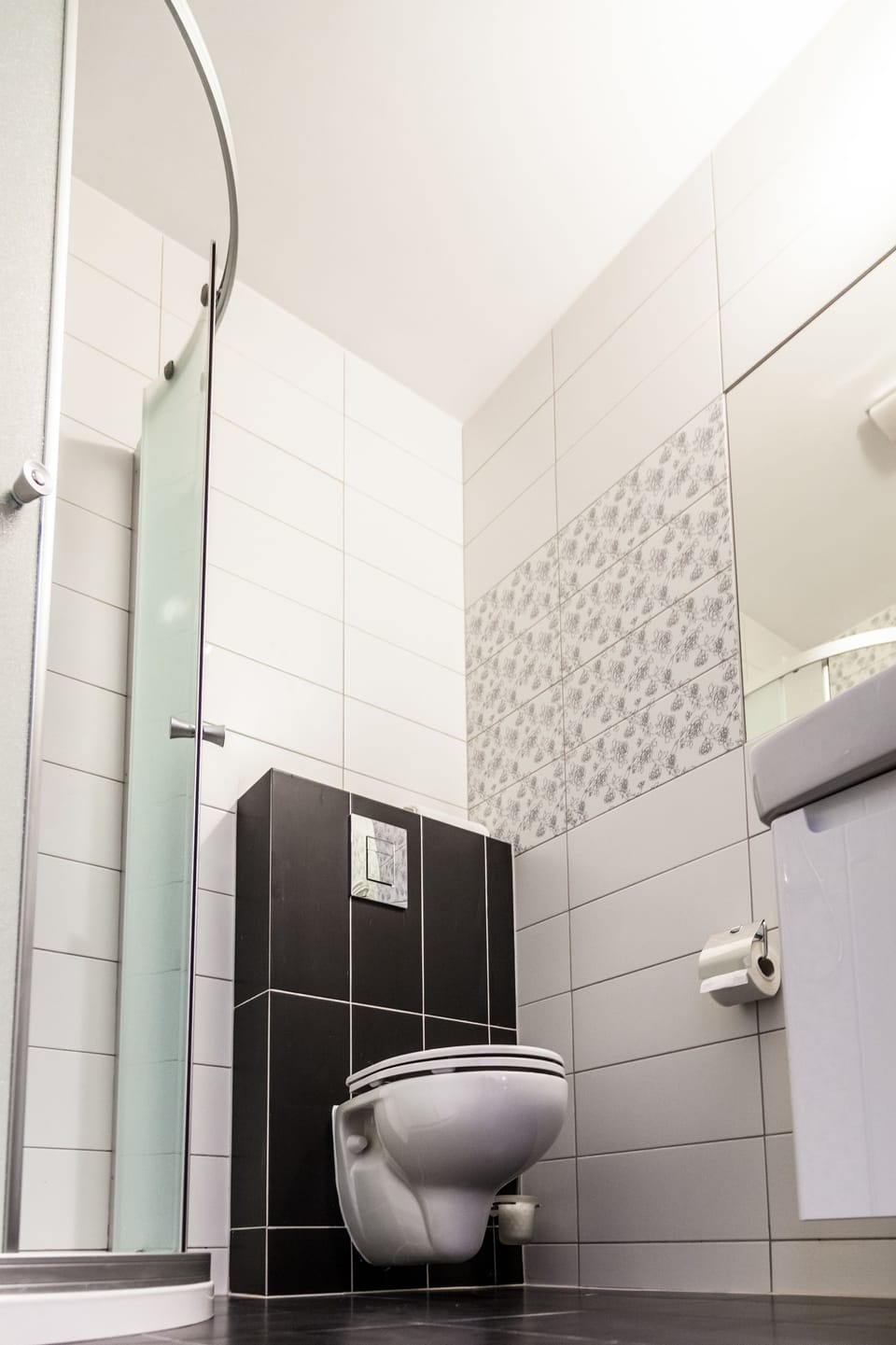 Double or Twin Room | Bathroom | Shower, free toiletries, hair dryer, towels
