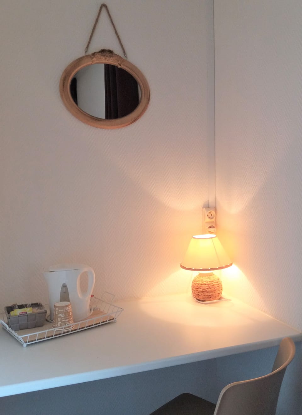 Comfort Double Room | Desk, free WiFi, bed sheets
