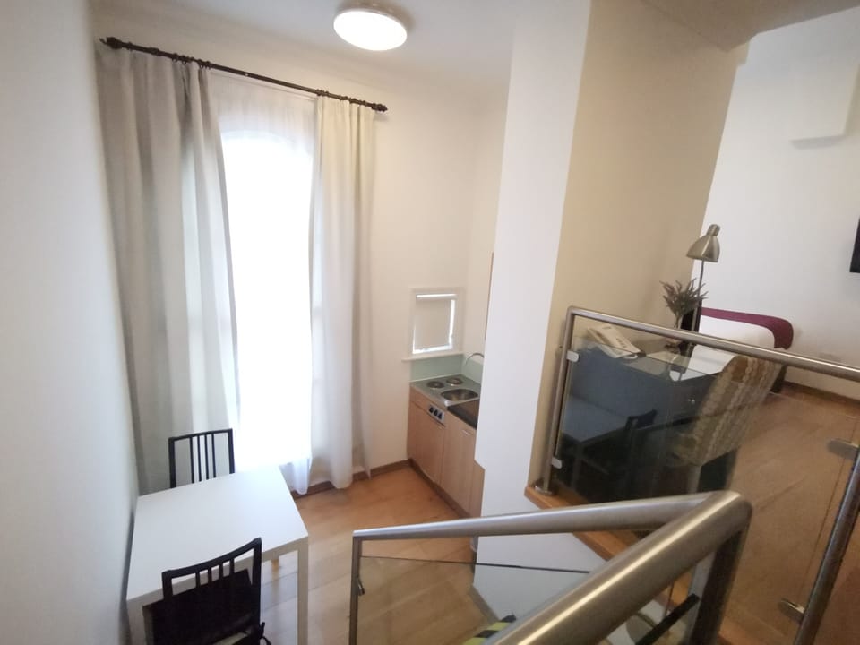Luxury Room | In-room dining