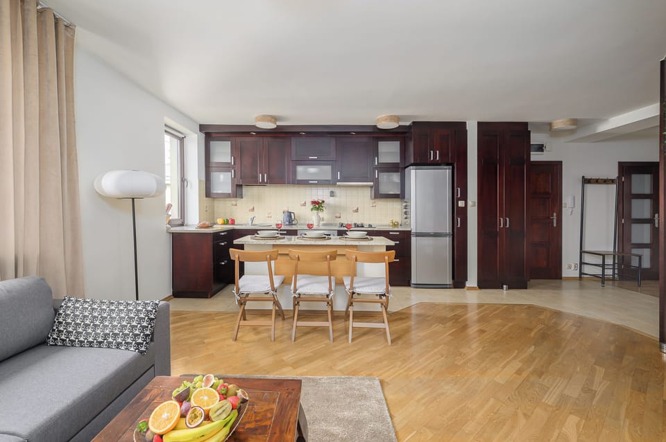 Comfort Apartment, Balcony, Courtyard View | Private kitchen | Espresso maker, electric kettle, highchair, griddle