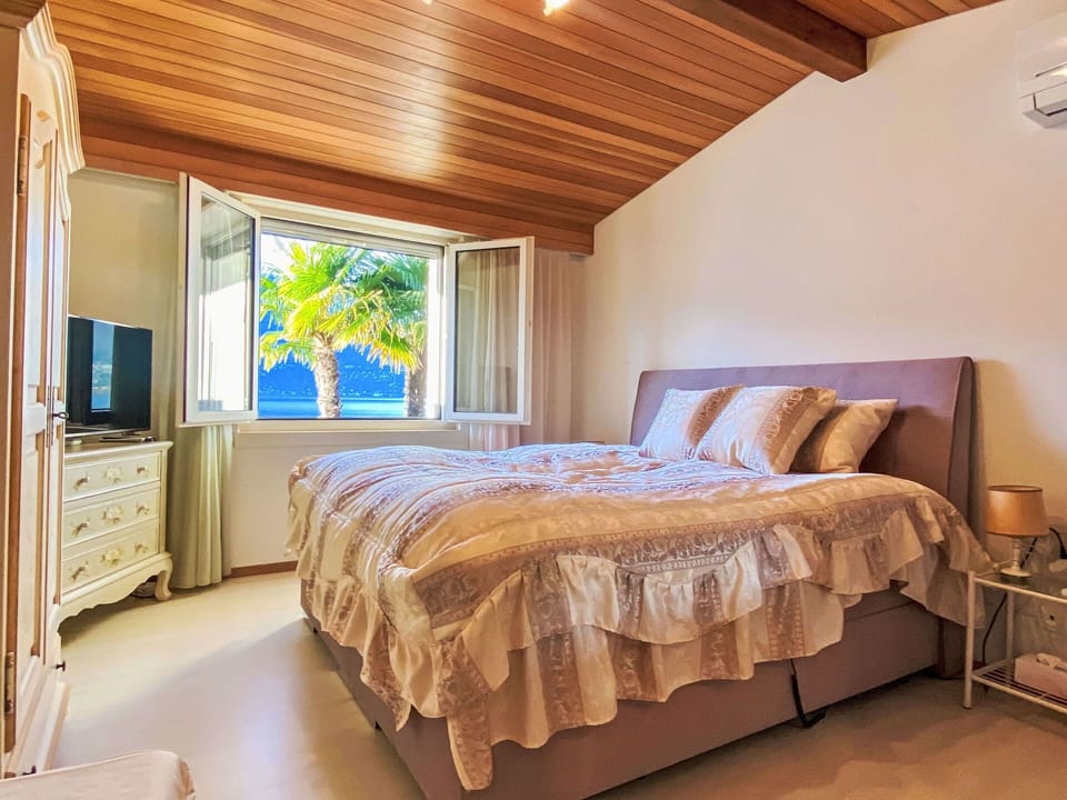 Furniture, Interior Design, Chair, Flooring, Table, Resort, Floor, Ceiling, Room, Eco Hotel