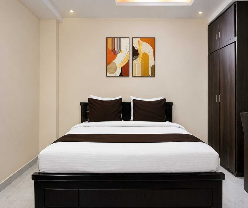 Super Deluxe Room Balaji Guest House House in Visakhapatnam