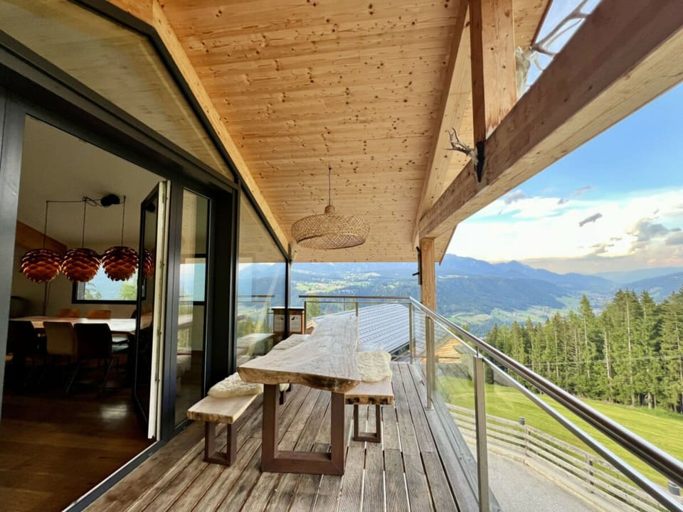 Chalet | Outdoor dining