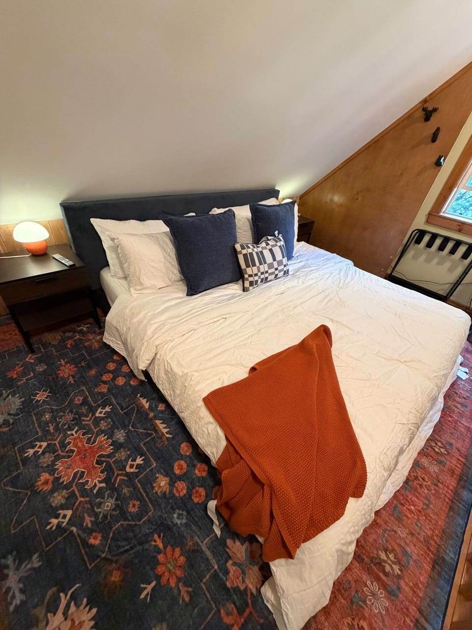King bed