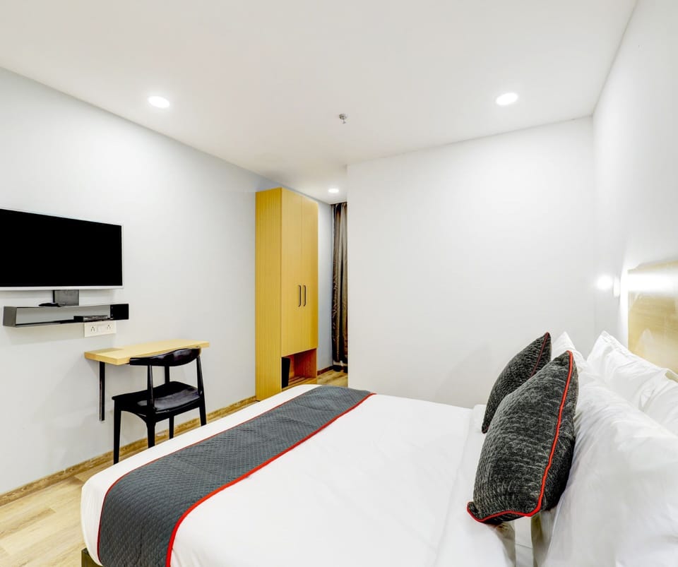 Classic Hotel Rajyash Rise House in Ahmedabad