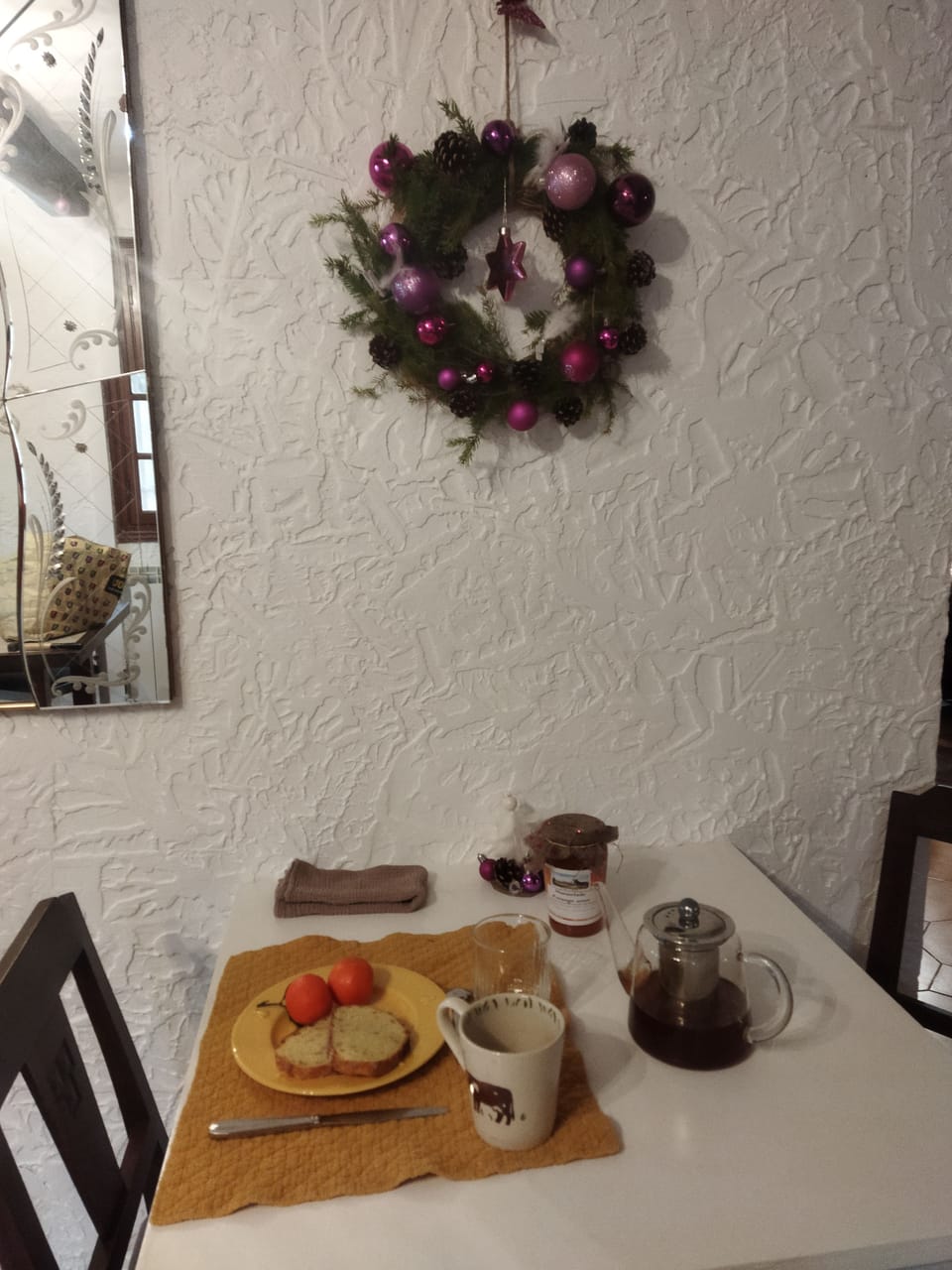 Free daily local cuisine breakfast