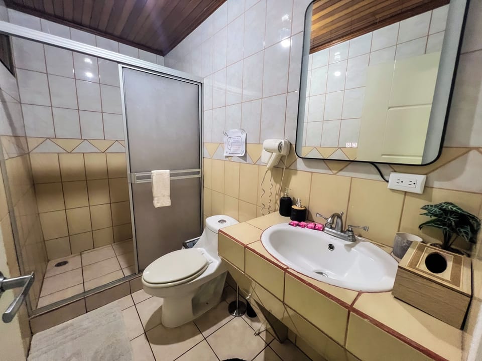 Toucan Arenal Lodge Hotel in La Fortuna