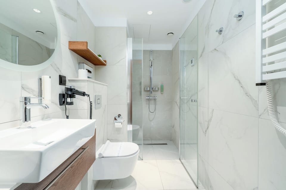 PERON 12 GWARNA Hotel in Wroclaw
