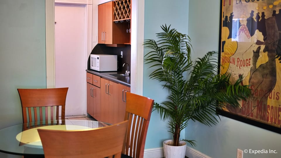 Apartment Suite King | In-room dining
