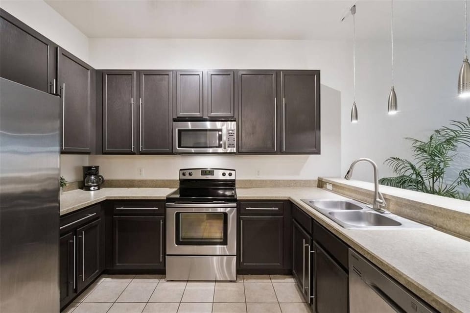 Condo, 3 Bedrooms, Accessible, Terrace | Private kitchen
