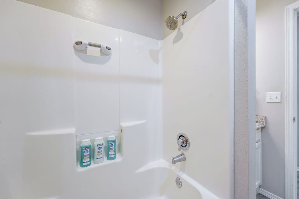 Perfect Location! Amazing Views & Close to It All! Apartment in Branson