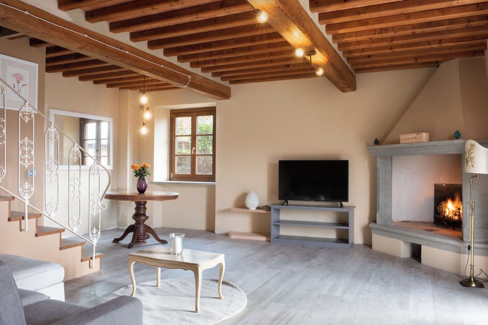 Furniture, Interior Design, Flooring, Wall, Floor, Wood, Home, Room, Living Room, Lighting