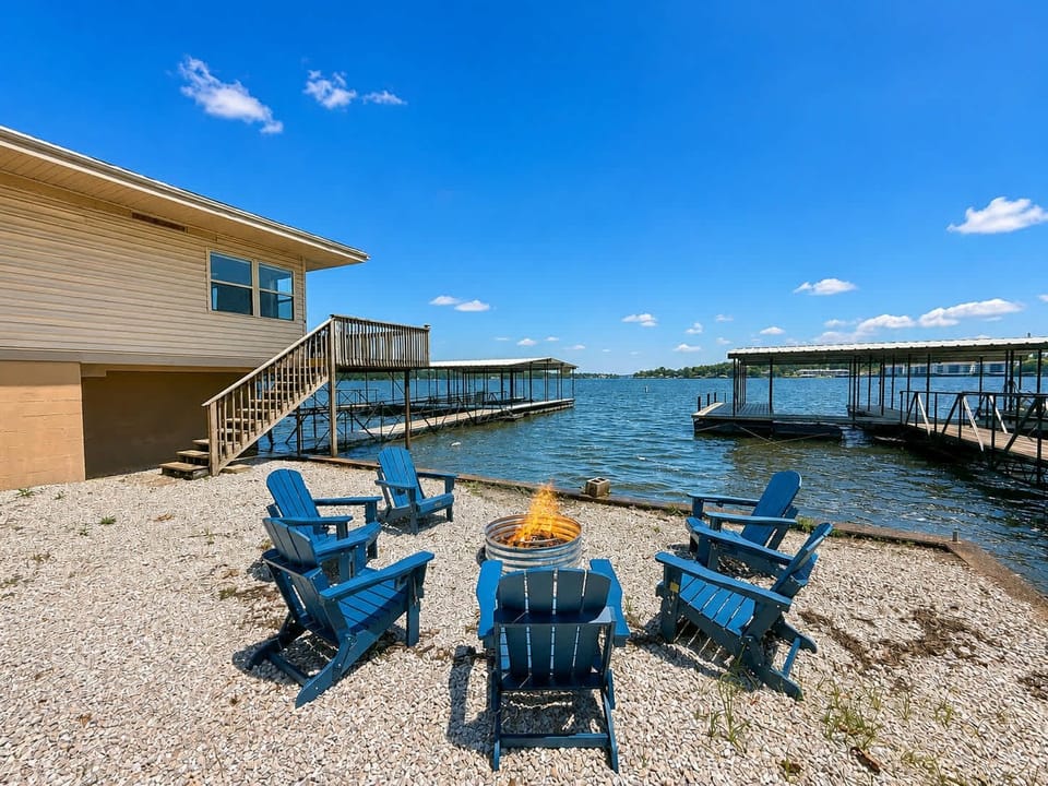 Roast marshmallows & swap stories around the waterside firepit​