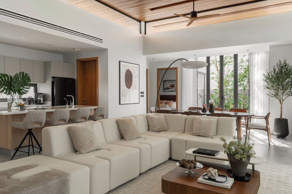 Luxury Villa, Lanai, Garden View | WiFi (free), bed sheets