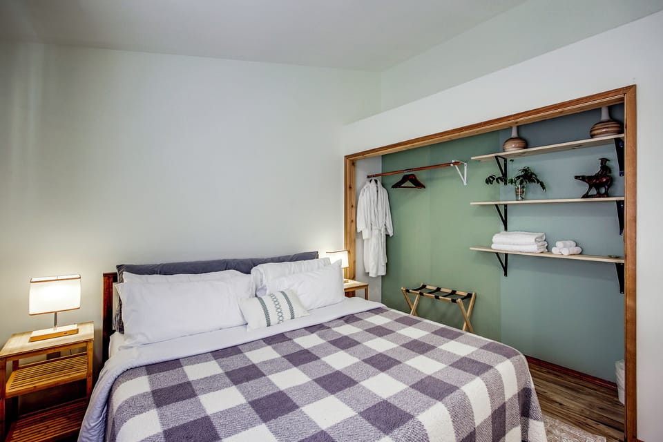 Hike, Paddle & Relax: Cabin By Cle Elum Lake Cottage in Cle Elum Lake