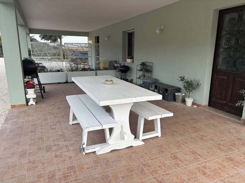 Apartment, 2 Bedrooms, Private Pool | Outdoor dining
