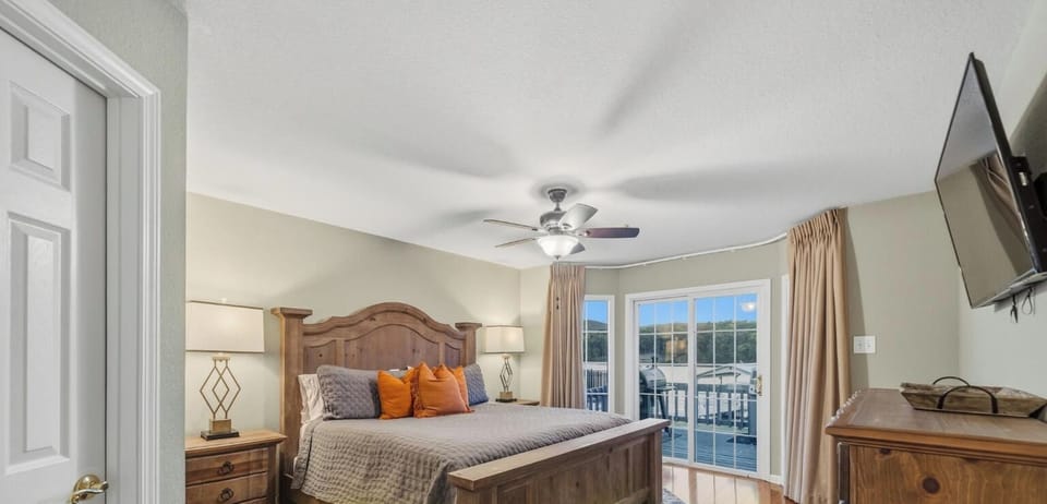 Spacious king suite with private balcony access and plenty of natural light