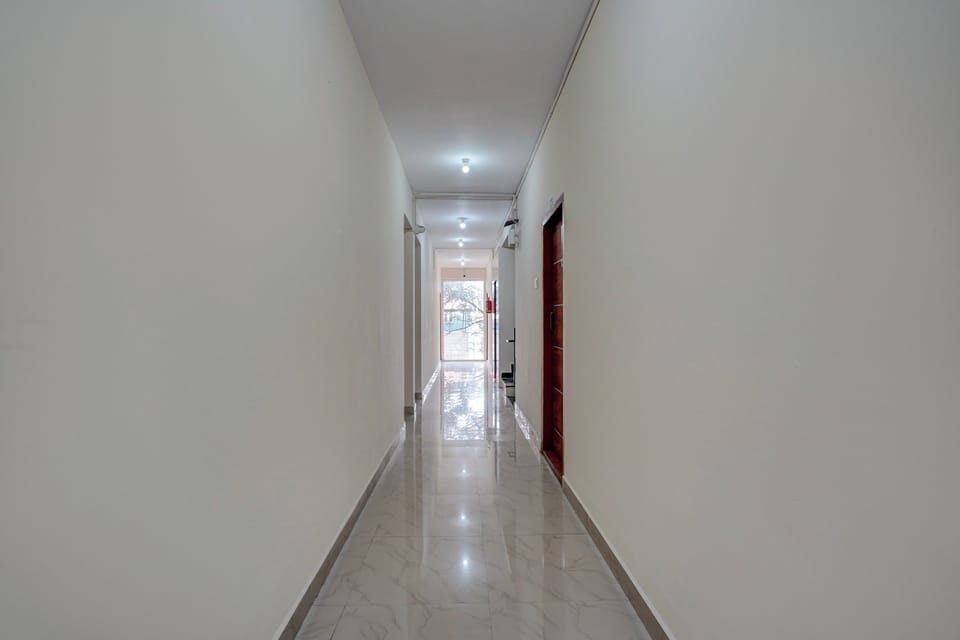 Townhouse Element Mall Bangalore Hotel in Bengaluru