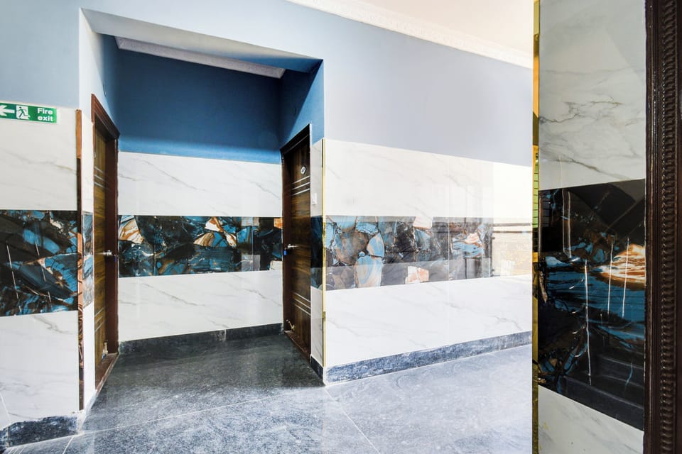 Super Townhouse Hitech City Hotel in Hyderabad