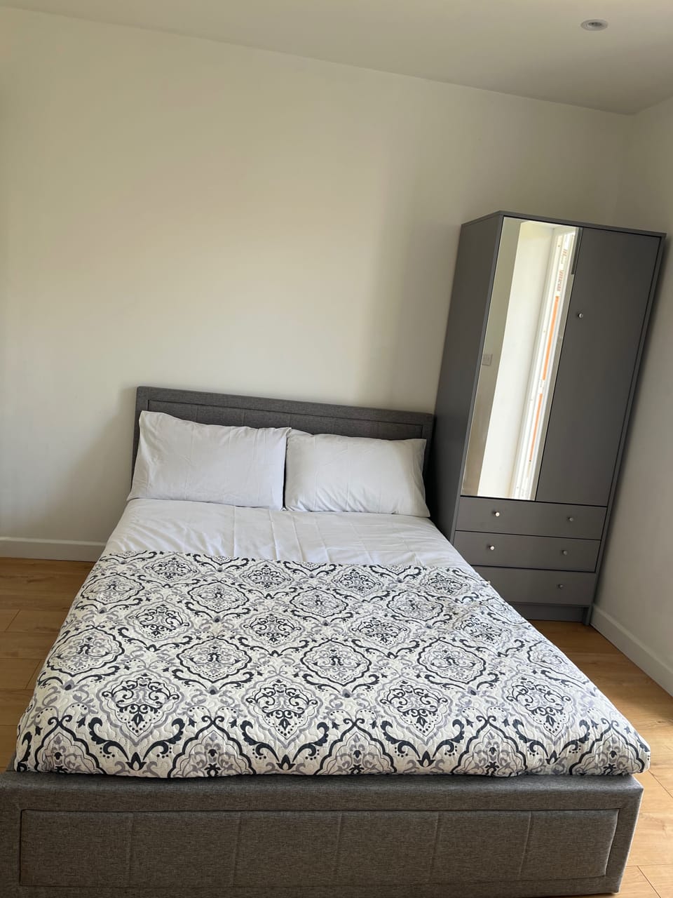 Studio Sleeps 2 With Garden and Free Parking Apartment in London Borough of Lewisham